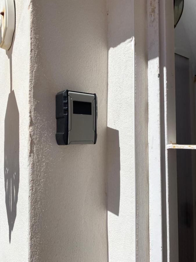 Apartamento Con Terraza,A 100M Playa Costilla Y Frente Al Castillo Rota Exterior photo